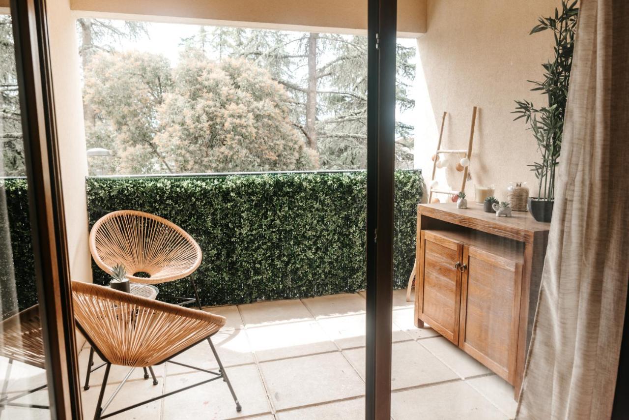 Appartement Moderne Central Avec Piscine, Garage Prive Et Terrasse Sud ユゼ エクステリア 写真